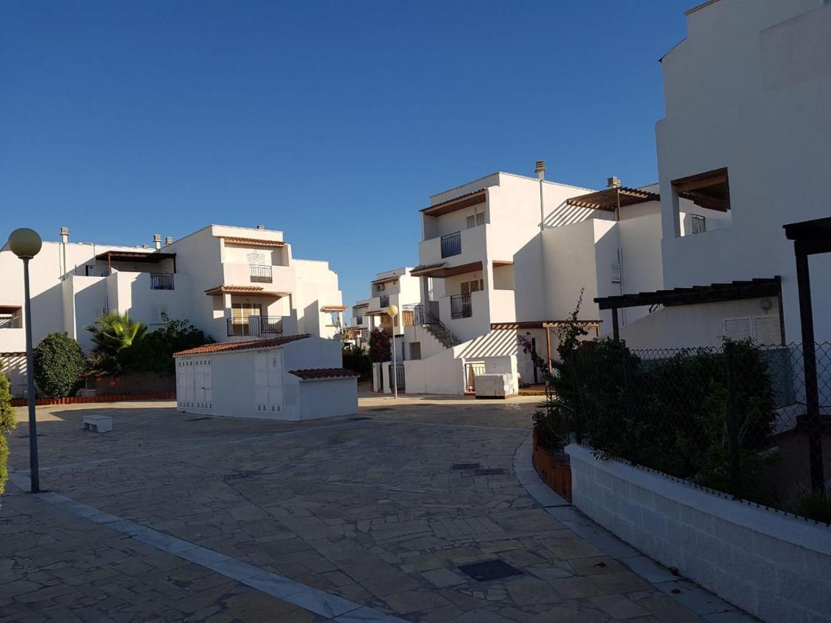 Casa Baja Naturista Con Patio En Primera Linea! Бера Екстер'єр фото