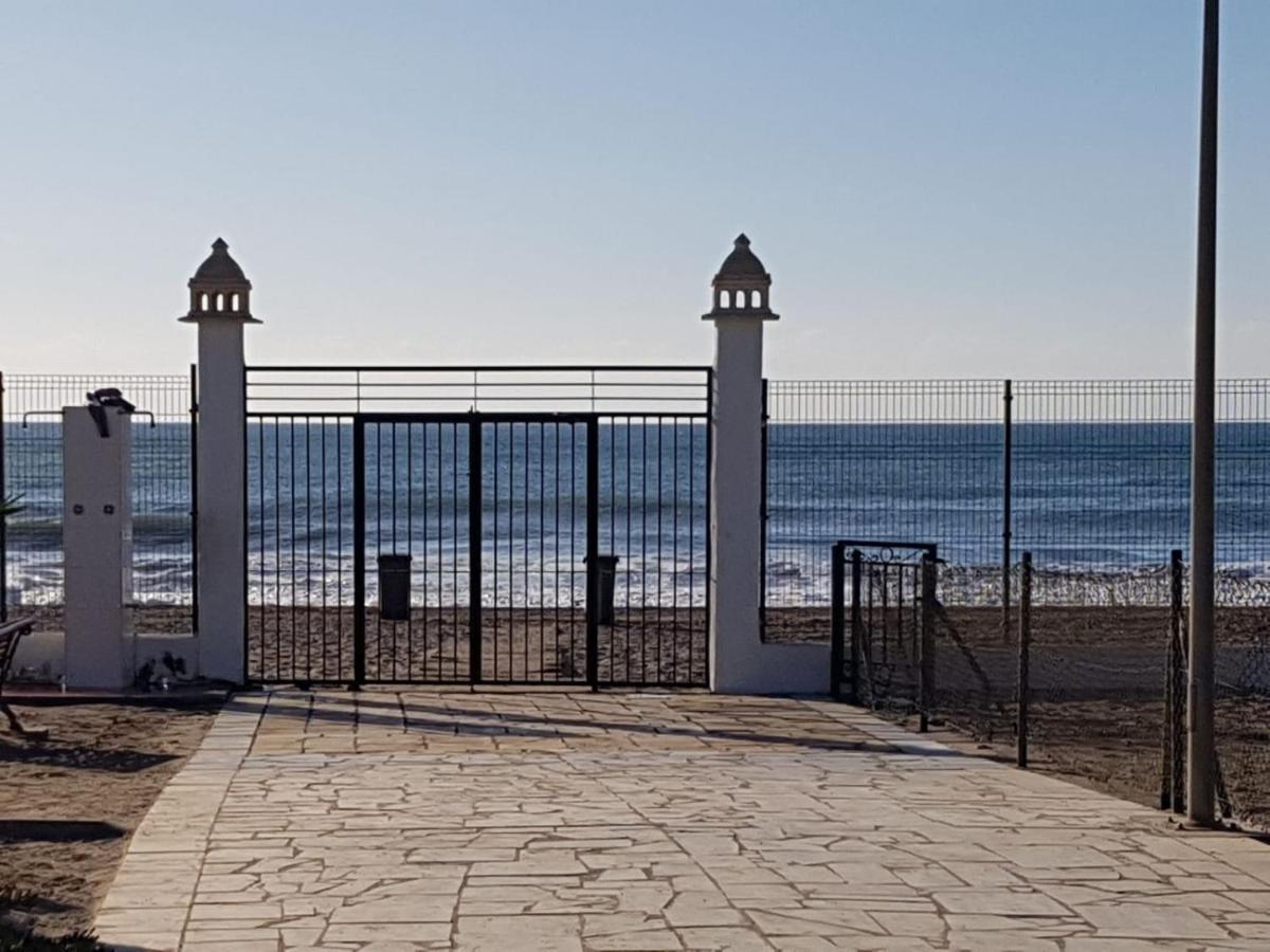 Casa Baja Naturista Con Patio En Primera Linea! Бера Екстер'єр фото